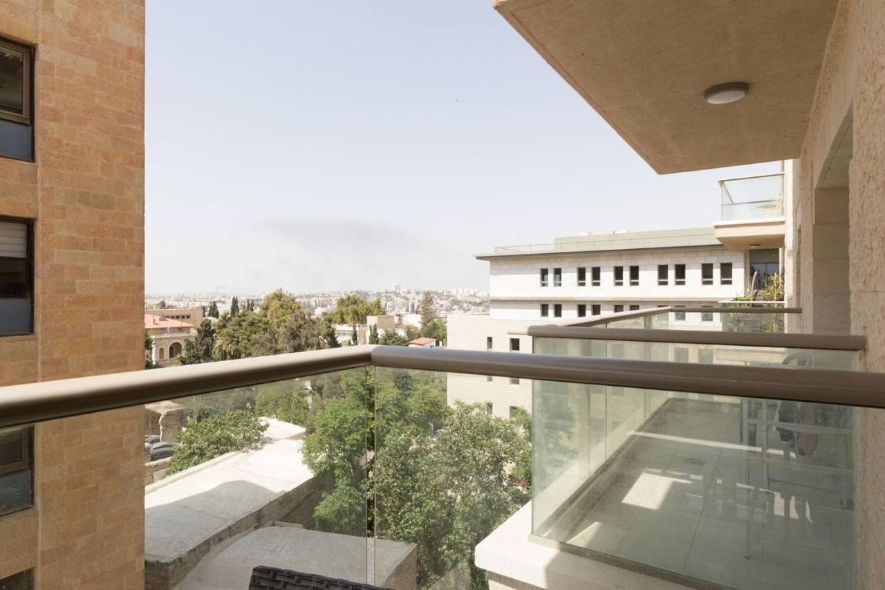 Stylish 2Br/Parking, View Over The Temple Mount Jerusalem Exteriör bild